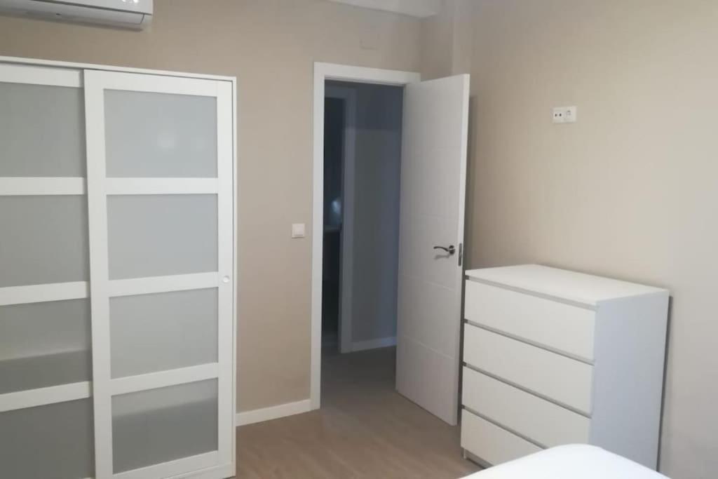 Apartamento Cuarzo Sevilla Buitenkant foto